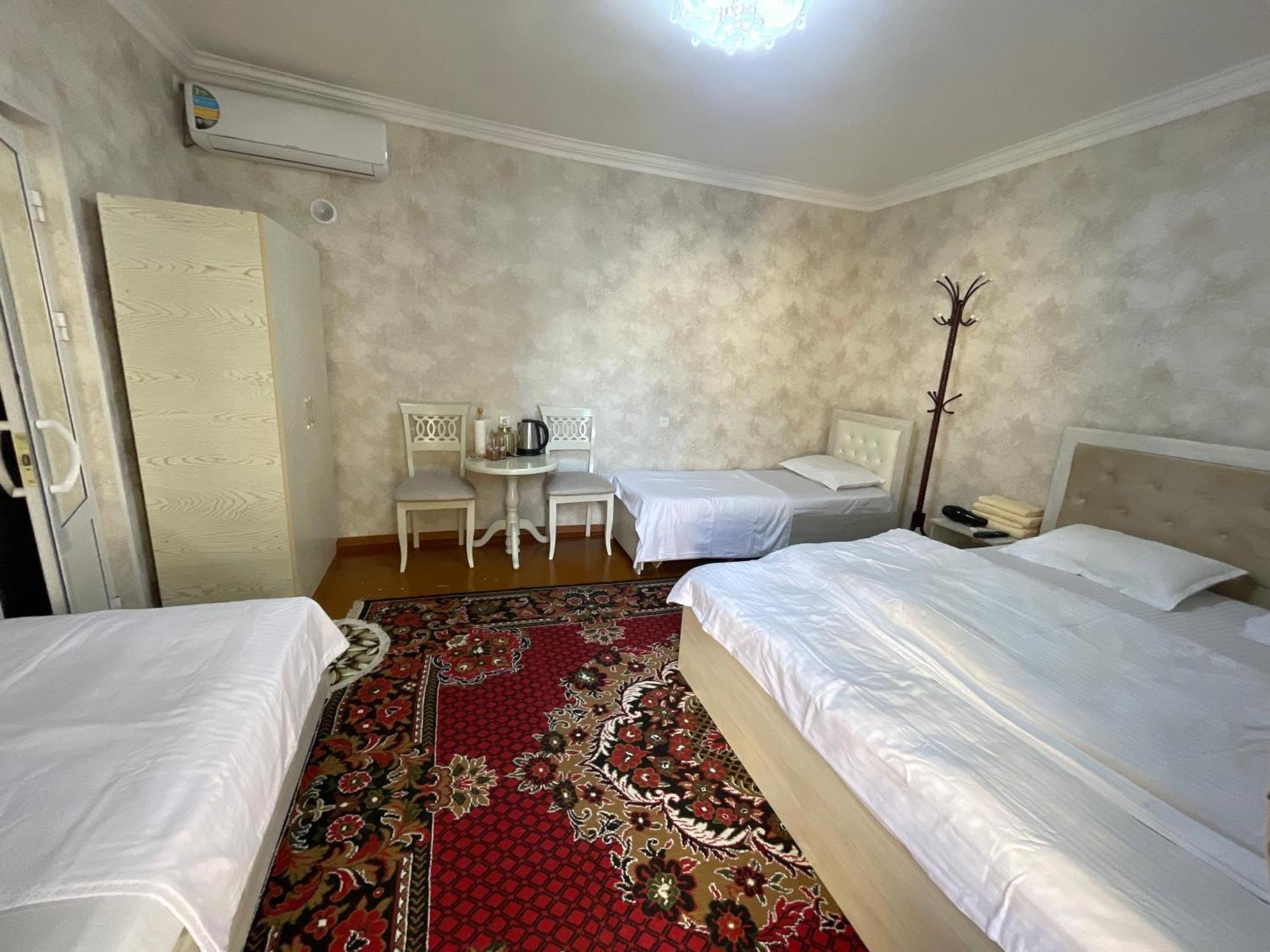 Isfandiyor Hotel ซามาร์คันด์ ภายนอก รูปภาพ